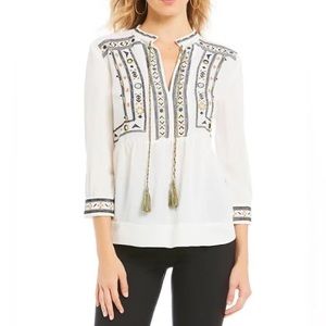 Gibson Latimer Long Sleeves Flares Embroidered V-Neck Top